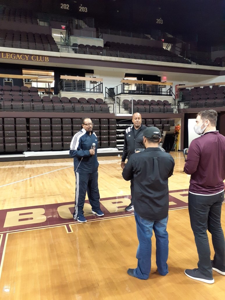 Them Patrick boys taking over #TexasStateUniversity this weekend. Taping a segement for the Bobcats game 2morrow on #ESPNPLUS https://t.co/VtApXyjNok