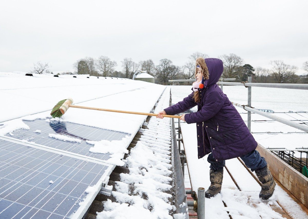 TEDxKonstanz's tweet photo. Becoming an #ecofriendly community might be one of the biggest tasks laying ahead of our society. @tedxkonstanz Maike Sippel a Prof for #sustainable economy @HTWG, will give us some insights on local actions for climate change. Want to know more? Join us https://t.co/S3RlMsrSVp https://t.co/IdW3JZVtxu