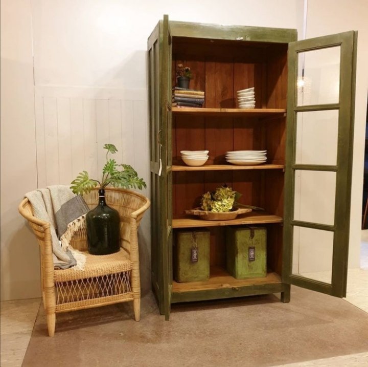 house_mcgrath's tweet photo. The Green Dresser

It'd look so beautiful in a kitchen, or kitchen diner or even a living room.

https://t.co/40TLPpwZmG https://t.co/LAMFI4HbSw