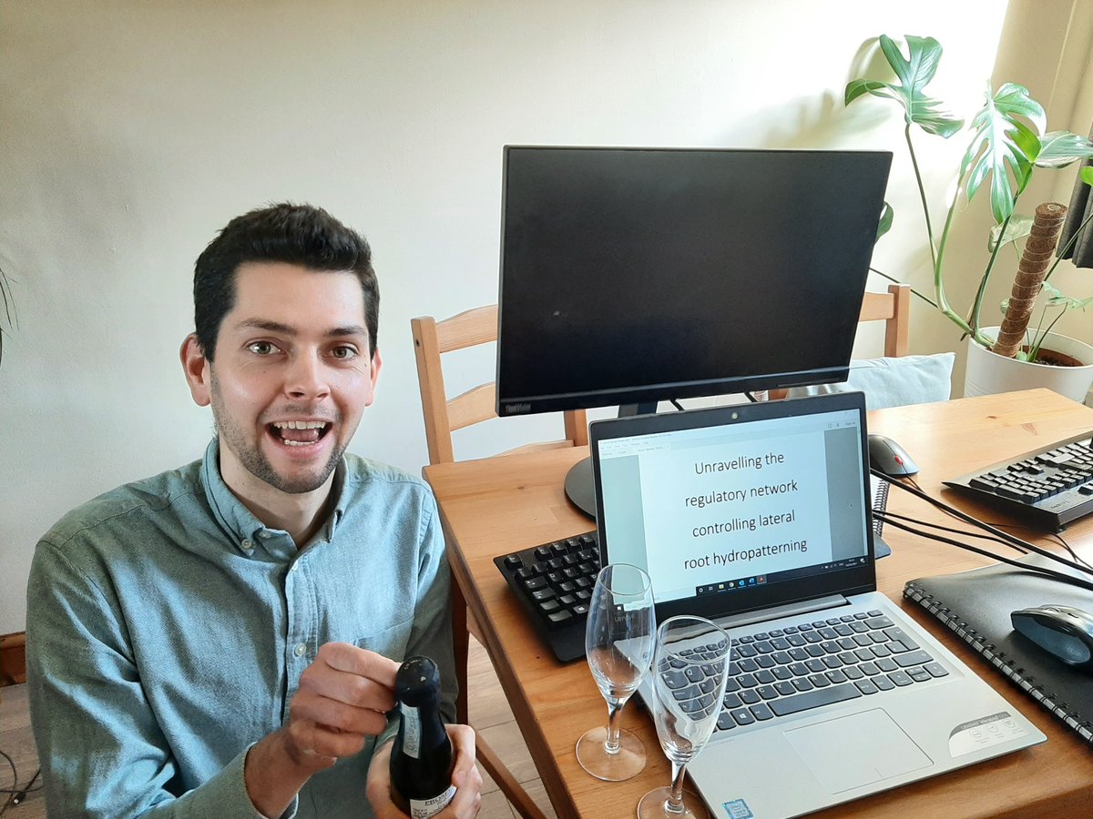 Submitted my thesis today!!!! Little celebration with a little bottle of prosecco :D  Big thanks to my supervisors Malcolm Bennett, <a href="/Bishopp_Lab/">Anthony Bishopp</a> and <a href="/sadanandomlab/">Ari's lab</a> for all their support.