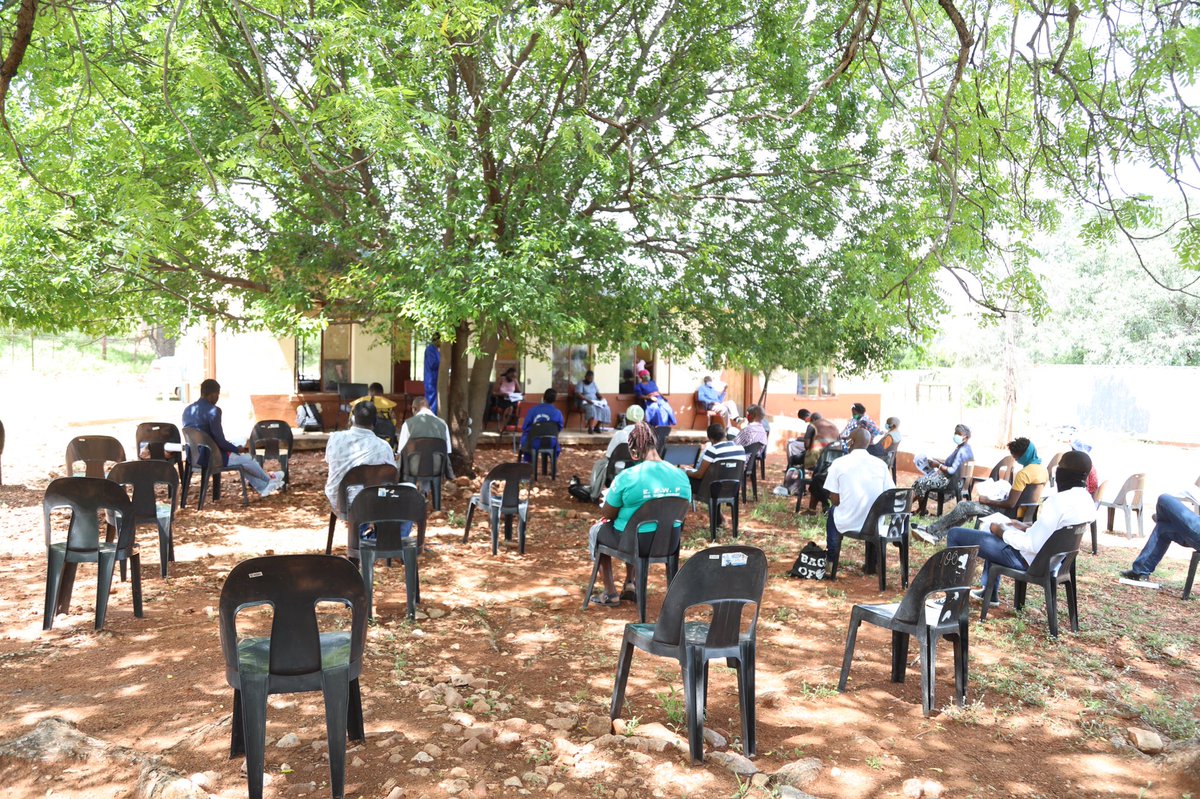 ic4led's tweet photo. #ic4led continues its work: programme for rolling out engagements for mapping out economic activities in Manenzhe Community @Univenofficial Institute for Rural Development taking the University to its rightful owners... @dsigovza @ic4led @VhembeDM @machete_mohale @tavhi19 https://t.co/DuS9EP4k39
