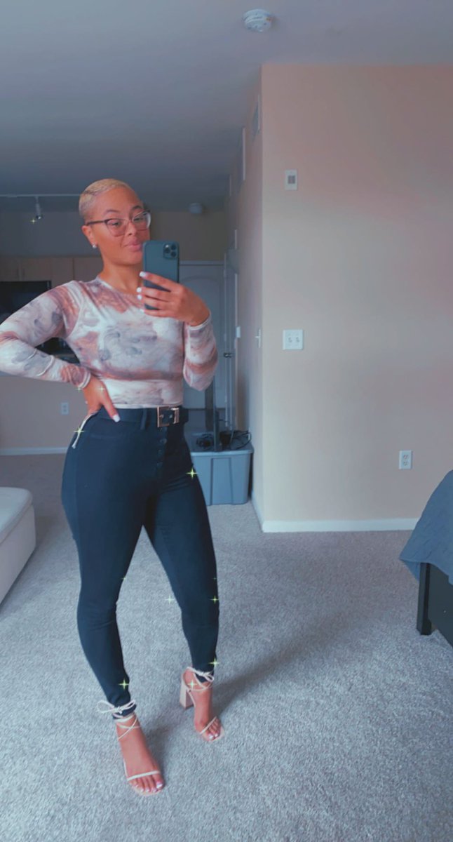 misssjonae's tweet photo. baby 31 years lookin good on ya’ girl ✨ https://t.co/jhcsKhAvCy