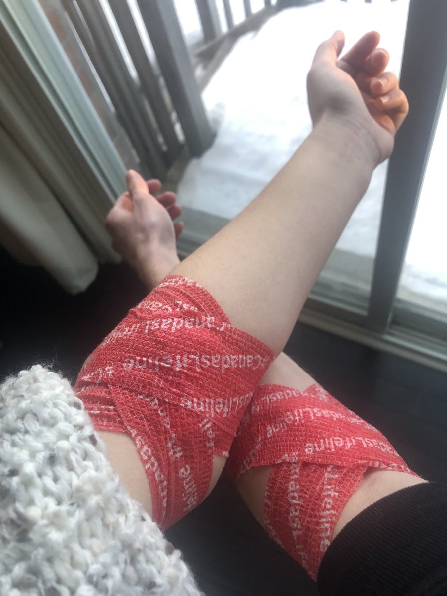kate_dairy's tweet photo. I just made my third donation to #CanadasLifeline with @guevara_mann, as a part of #GryphonsGiveBlood! We had so much fun and ate so many snacks 🥰 #BIOM4180 https://t.co/AiOim6psW4