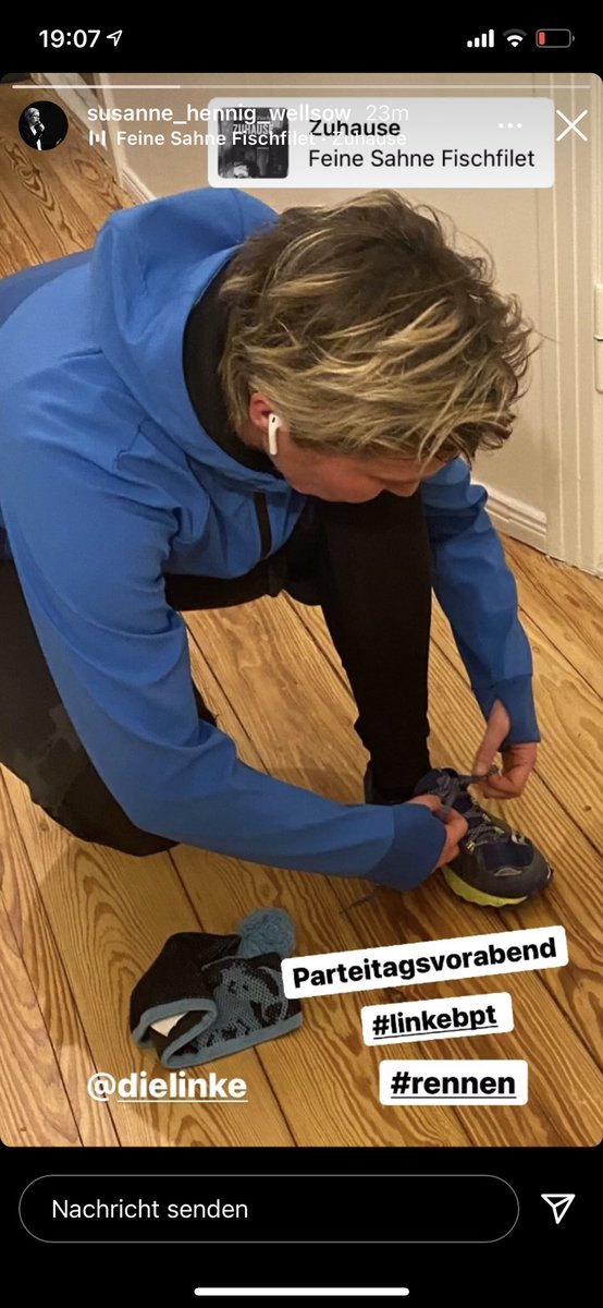Gerade entdeckt. Während die Partei den Leitantrag diskutiert. Postet die künftige Vorsitzende, was sie gerade macht. #susannehennig geht erstmal joggen. Auch eine Botschaft an die eigenen Leute. #Linke #LINKEBPT