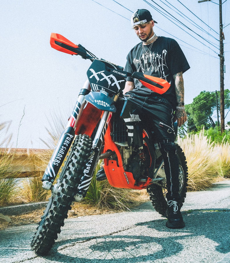 Cody Colacino Produces Hit Song "Stitch" for Bad Neighbors lvtr.co/3pVWJBF

[ @CodyColacino ]