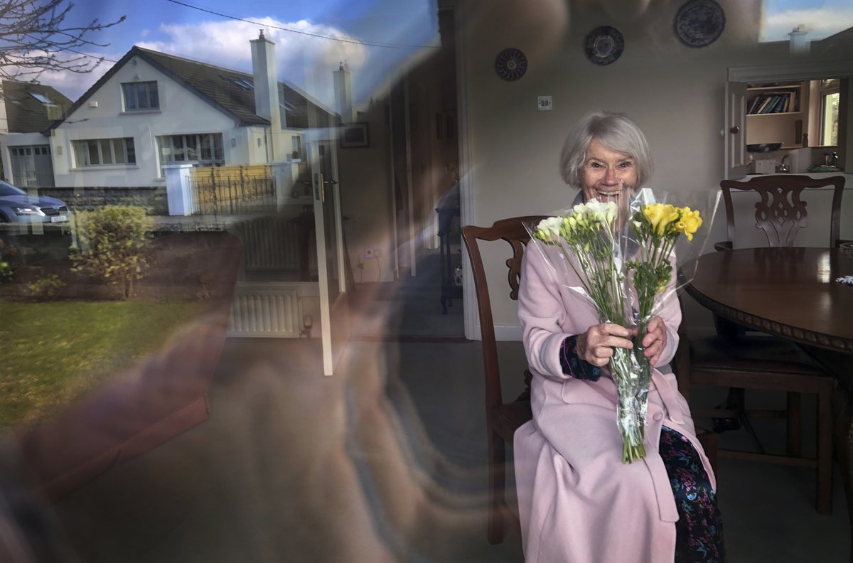 PressPhoto_IRL's tweet photo. 1st Portrait - COCOONING ON MOTHER’S DAY - Bryan O’Brien, The Irish Times @BryanJOBrien @IrishTimes  #PPAIAWARDS #CapturingHistory https://t.co/klnYazQ7AY