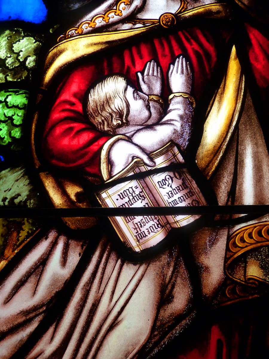 SanjeePerera1's tweet photo. @LandscapeIan @cecilegillard @JudyADoherty @PosyHill1 @Horatioforever @CarolineIrwin3 @ianebbage1 @sallydjbarley @EngChurchPics @ScottishGraves @jeelyeater1 @glassolalia @Portaspeciosa @merciachap @GillieTony Late contribution to #AnimalsInChurches #BooksInChurches from All Saints Childwall. https://t.co/a0QtxiGomI