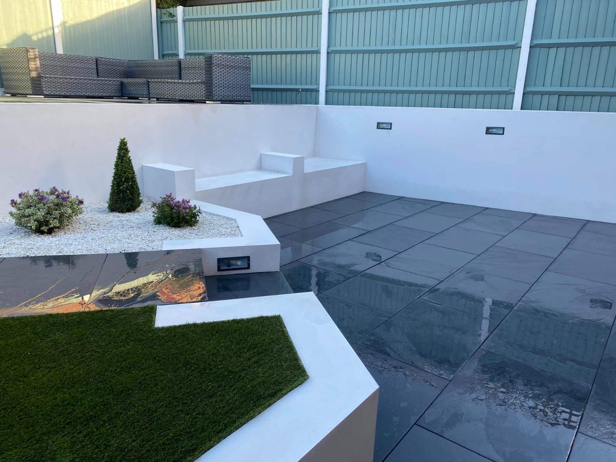 PSD_UK_LTD's tweet photo. An exquisite display here from Matthew at 'Hooley Landscapes' showing our Brazilian Black Slate at its very best. Looks fantastic Matthew, well done!
'Hooley Landscapes' cover the Basingstoke area.
Email: sales@pavingstones.co.uk
https://t.co/eempwxCvqQ
#InspireAndTransform #psd https://t.co/Zn6bgdAx80