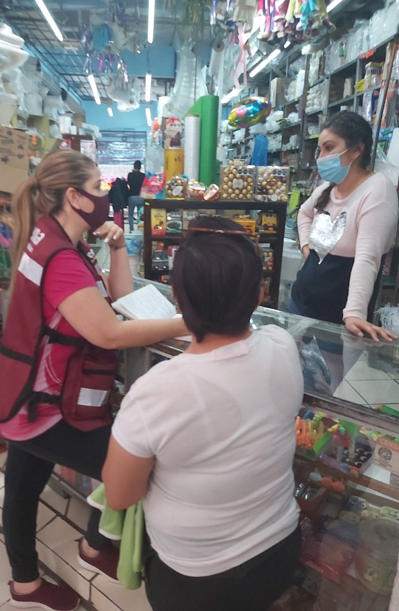 Jannetestrellau's tweet photo. Visitando el Emblemático "Mercado de los Elotes" en la Col. Analco #dist8 dónde pudimos platicar con los locatarios que tienen mas se 30 años trabajando. https://t.co/FavrY9alS9