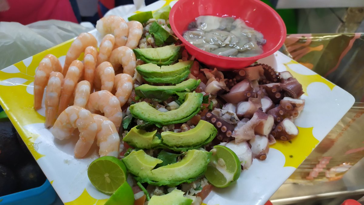 Amigo lo esperamos este día de Cuaresma en nuestro horario habitual de 10 am a 7pm, para que se venga a comer una rica botana especial de la barra, en su casa el mercado San Juan de Dios 2do nivel local 807. Atendiendo lo desde 1948