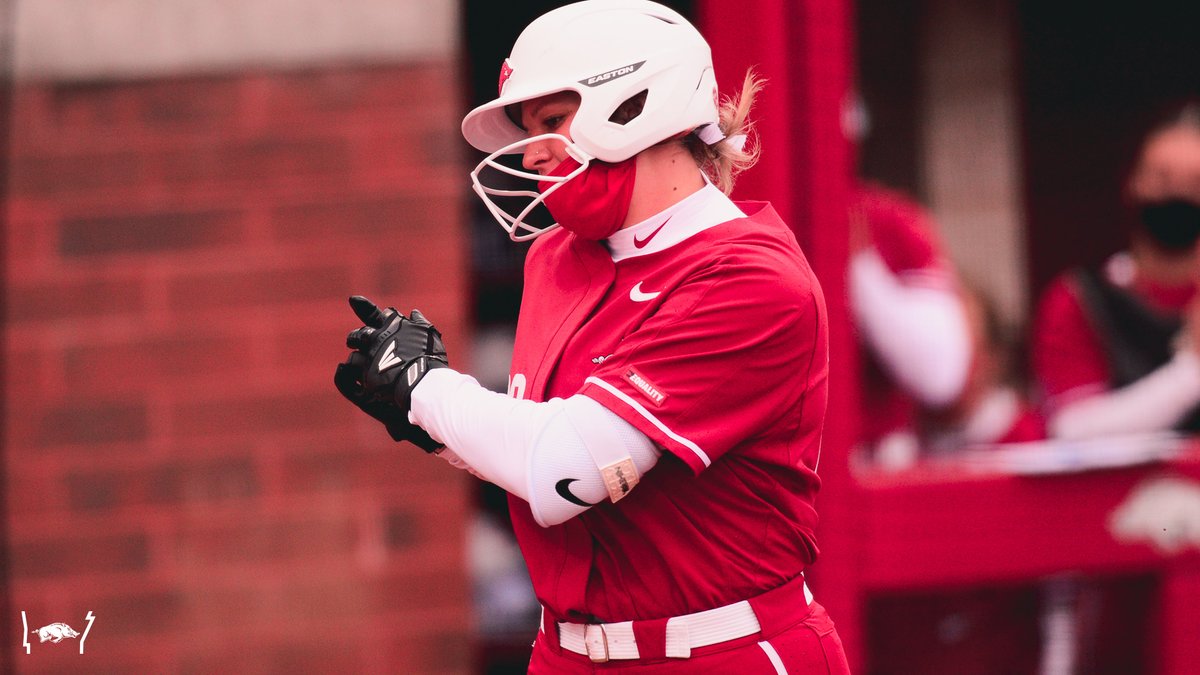 Arkansas Softball (@razorbacksb) on Twitter photo B1 | Arkansas 3, Texas Tech 0
๐๐๐๐๐๐๐ ๐๐ ๐
<a href="/LinMal_/">linnie malkin</a> is on fire, she already has six homers this season! B1 | Arkansas 3, Texas Tech 0
๐๐๐๐๐๐๐ ๐๐ ๐
<a href="/LinMal_/">linnie malkin</a> is on fire, she already has six homers this season!