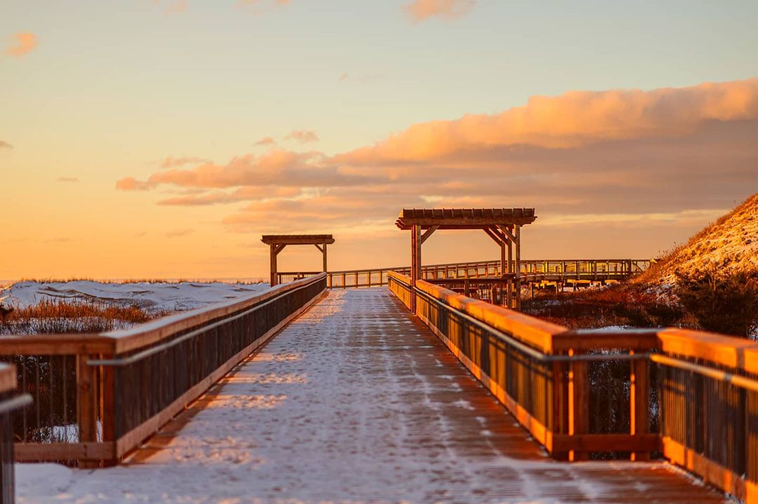 It doesn't get much better than golden hour walks to the beach!👌 #WeLovePEI

📍 Cavendish

Photo by @sarahdavisonphotography