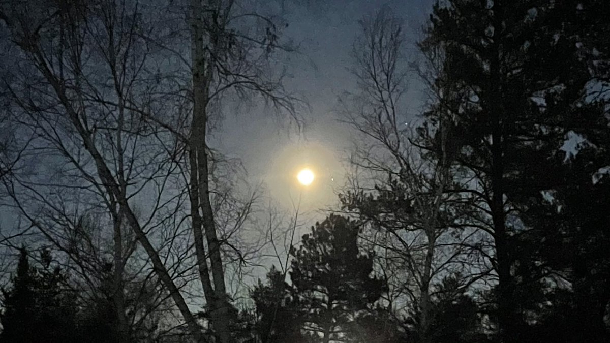 Moonrise over #NorthernMN :-)