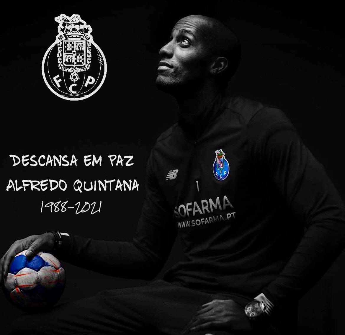ogotporto's tweet photo. #Eterno1 #AlfredoQuintana #OGOT @FCPorto 🔵⚪️💙 https://t.co/0oeX9LHVBP