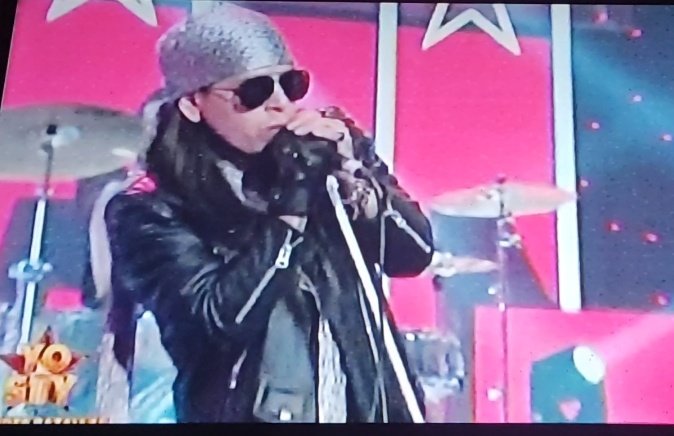 mrllmendoza's tweet photo. #CesarSiEsAxlRose
El mejor 🤘 https://t.co/eSREjdZwHs