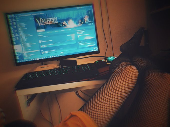 What are you playing now??
#femboy #gay #twink #nsfw #butt #ladyboy #cuteboy #lewd #trans #sissy #trap