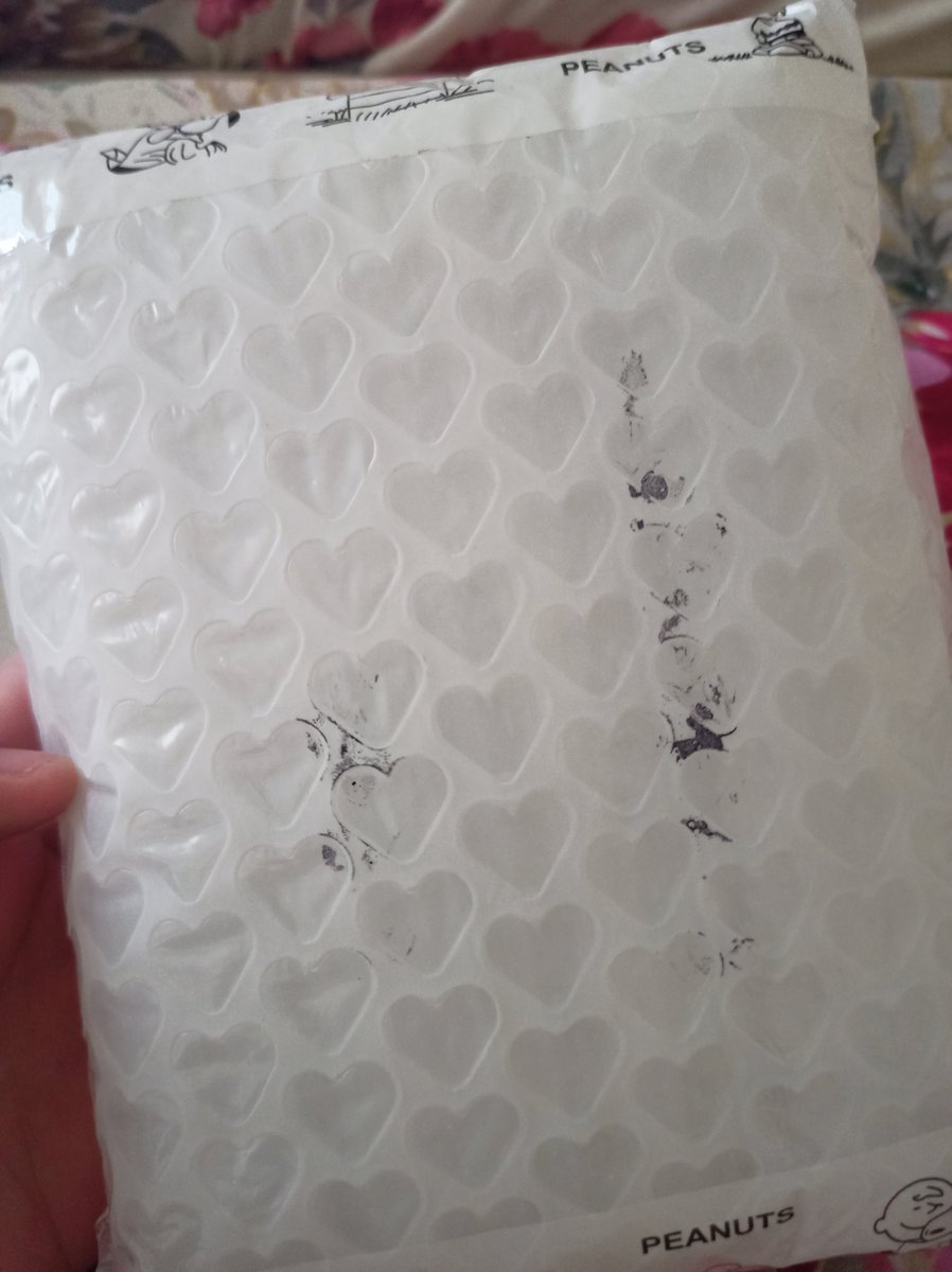 theaterboyxiao's tweet photo. thank you for the smooth and fast transaction!! ✨ xiaojun's aladin pob is home na 💗 im so happy im almost done with my fave pobs of xiaojun for this year's sg 😭 palaban yung bubble wrap I LOVEEEEE @weisalesv #weixiev https://t.co/9Clxk34wpO