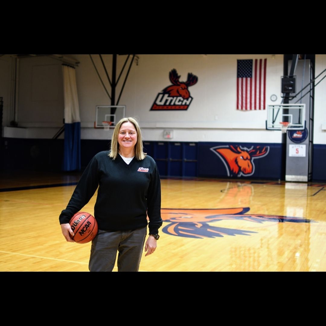 uticaadmissions's tweet photo. “Family. [That’s what students] have on this campus, particularly with the team. We get together right when they get on campus. We get together in August. And we have a barbecue at my house for everyone to meet..." #HumansofUC https://t.co/H8kTE6T9FU
