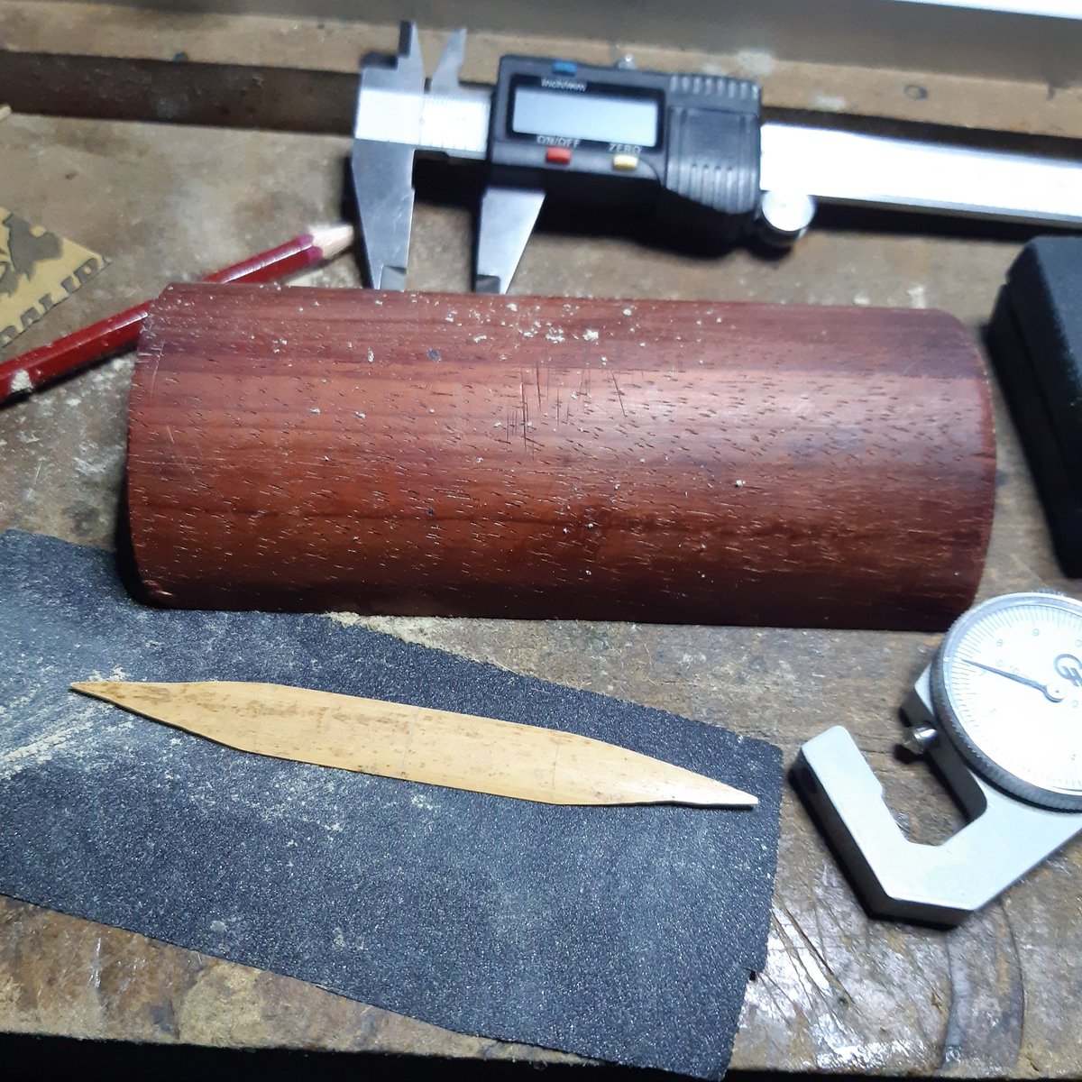 JUilleann's tweet photo. Reedmaking time with nocturnity and treachery...
jmhuilleannmaker@gmail.com
#reedmaking #uilleannpipe #reeduilleann #uilleannmaking https://t.co/7zatZjbwEz