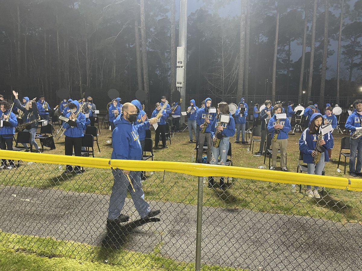 LaneyHighSchool's tweet photo. Thanks so much to our Band, Dance Team, and Cheerleaders @LaneyHSCheer for being here tonight to support @FootballLaney https://t.co/blGYDA1ft2