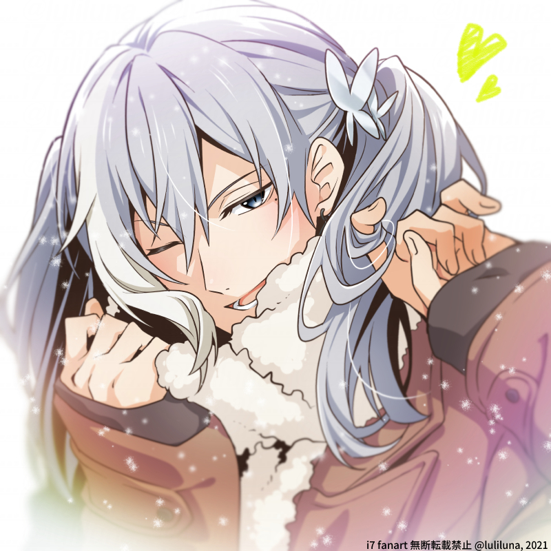 髪が長い…女か？