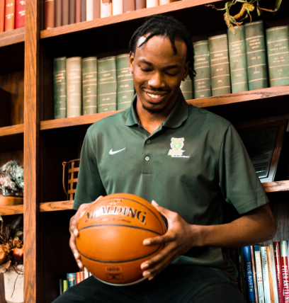 RMC_Montana's tweet photo. Stay tuned in the coming weeks as we spotlight the up and coming, RMC student-run podcast - Silence the Shame
 
Darius Henderson, an RMC senior majoring in psychology, speaks on various topics in the ever-important scope of mental health awareness. 
 
#mentalhealth #MyRMC https://t.co/bvYYCWePsn