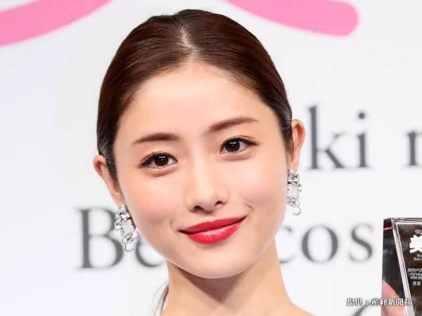 中華美人のツヤツヤ写真はUlikeで簡単に作れるのでオススメ  