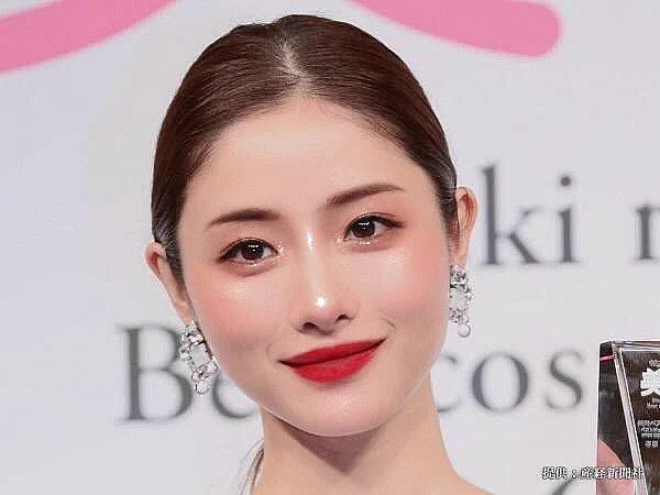 中華美人のツヤツヤ写真はUlikeで簡単に作れるのでオススメ  