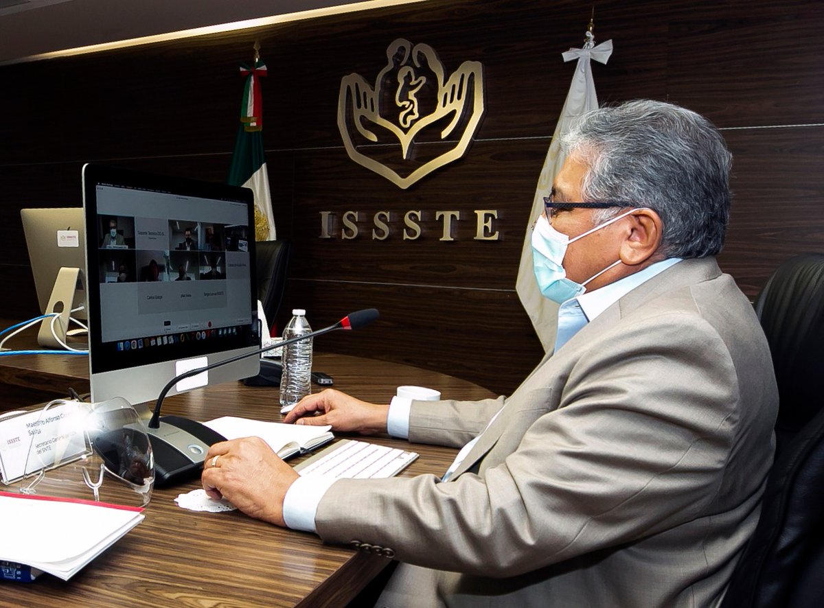 SNTE54mx's tweet photo. #TodosSomosUno 🙋‍♀️🙋🙋‍♂️

Trazan #SNTE✔️ @ISSSTE_mx✔️ y @Hacienda_Mexico✔️   ruta para atender justas demandas de agremiados relativas a cálculo de pensiones 👉Ingreso digno para jubilados, prioridad: Mtro Alfonso Cepeda Salas ✅

👇Leer comunicado👇
📜 https://t.co/SSRj7AHVsi 📜 https://t.co/99mna5mg2D
