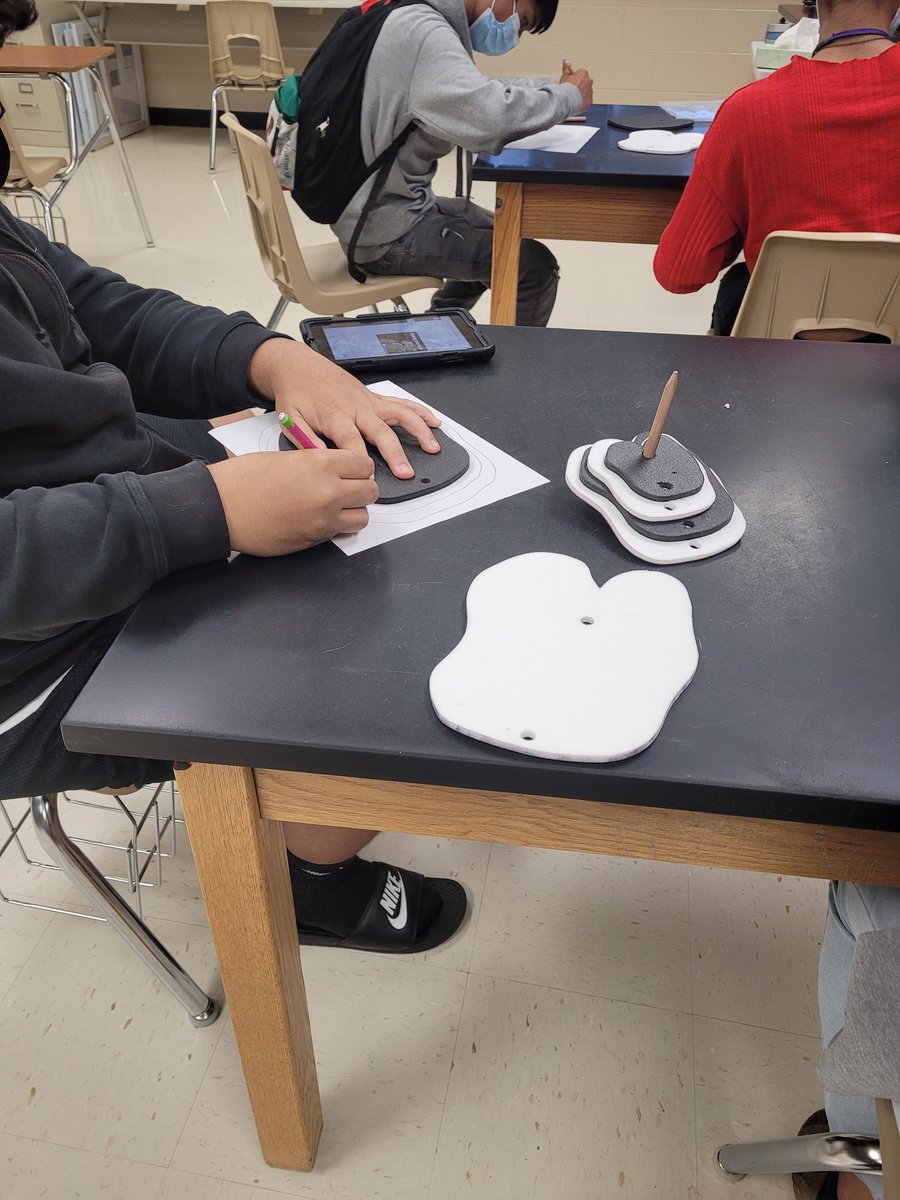 McGowenSci's tweet photo. Making their topographic maps really helped the students develop a clearer understanding of topography. Creating is the best way to learn! #MRJHMAVS #MRJHSCIENCE https://t.co/20YLNF2MWo