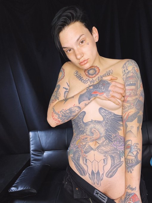 Oh, you here for that gay shit? 😉👌🏼🌈 https://t.co/eSPbeJmLLk https://t.co/2mlqgkTXaX<a href="/tag/tgif"class="tags"><span>#tgif</span></a>