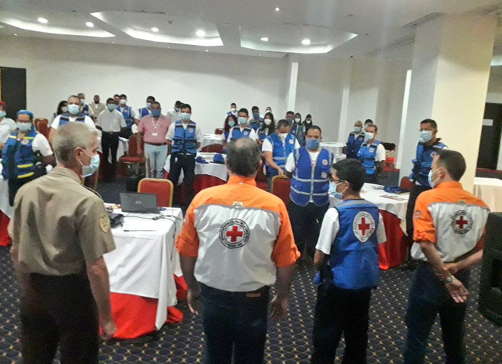 CruzrojaVal's tweet image. Seccionales de #Carabobo #PuertoCabello #Aragua y #Calabozo comenzaron #formación sobre "Conducción de Vehículos de emergencias", dirigida por la Coordinación Vial de la @CruzRojaVe y la @BTT_Carabobo #universalidad #voluntariado #unidad #humanidad #26Feb