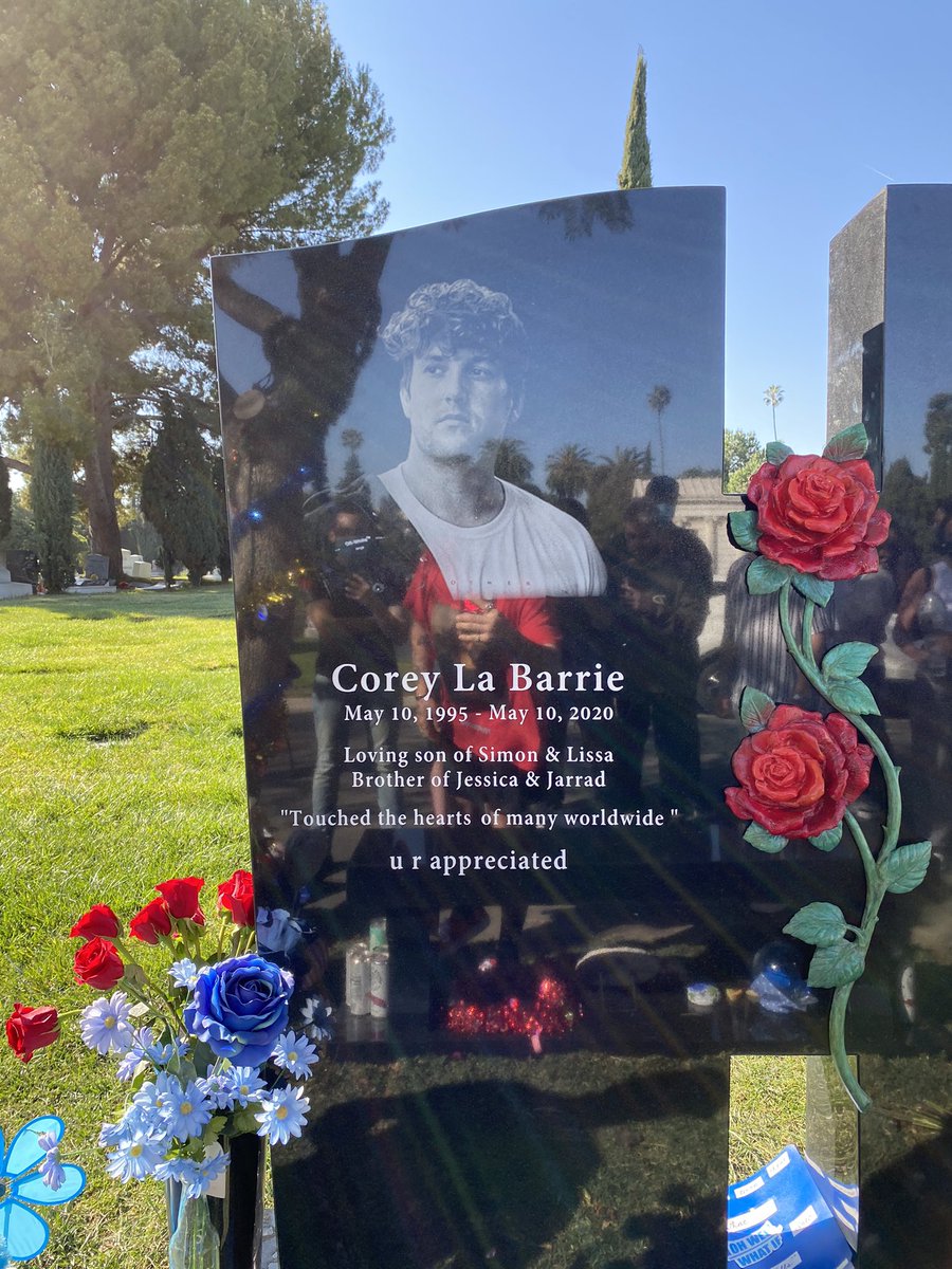 to everyone who gave to the gofundme:

Corey’s tombstone is finally here & complete💙

pretty sure i speak on behalf of the friend group when i say this.

THANK YOU.
THANK YOU SO VERY MUCH.

THIS WAS NOT POSSIBLE WITHOUT THE GENEROSITY OF YOU GUYS.

COREY FOREVER.
💙💙💙💙💙💙💙
