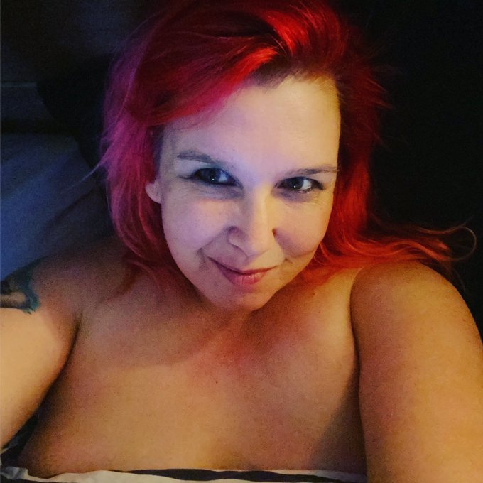 Goodnight you sexy people https://t.co/znHyuWM3Y7<a href="/tag/feet"class="tags"><span>#feet</span></a><a href="/tag/footworship"class="tags"><span>#footworship</span></a><a href="/tag/feeties"class="tags"><span>#feeties</span></a>