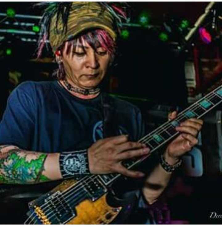 angelalovesbvb4's tweet photo. #KAZ #Dailylove #Talented #guitarist #JRock #Singer #Songwriter #Music #Japan @djsakura666 @tiny_synth @WinterFal_l https://t.co/kbaJJ8t4JT