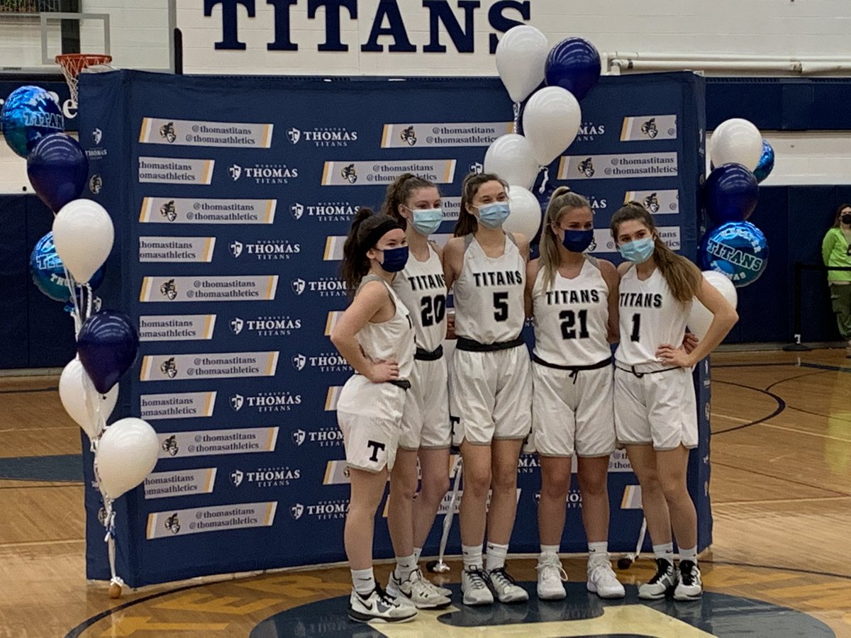 ThomasAthletics's tweet photo. Senior night for our @ThomasTitans Girls Basketball
@superwebstercsd @WCSDProud https://t.co/hElDnA75rj
