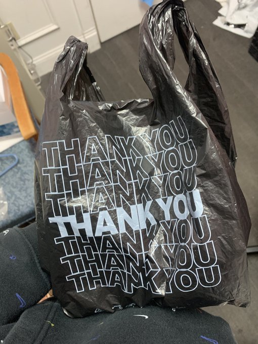 New toys str8 from https://t.co/HZFcmIVThy 😈😈😈 https://t.co/w47MImnsfT