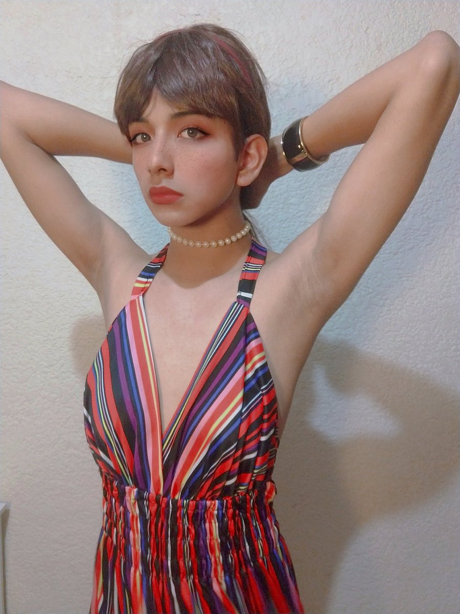 Brunet_Trap's tweet photo. Debido a los RT de la publicación anterior, aquí está la otra foto 🤭🤭 https://t.co/PaBKijLIlz