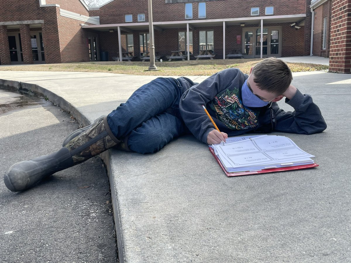 hannahcarriker's tweet image. Today (and everyday) I’m proud of my students and our staff for all the hard work they’ve put in to make this unusual school year successful!! #ChathamDigitalLearning #BennettRocks