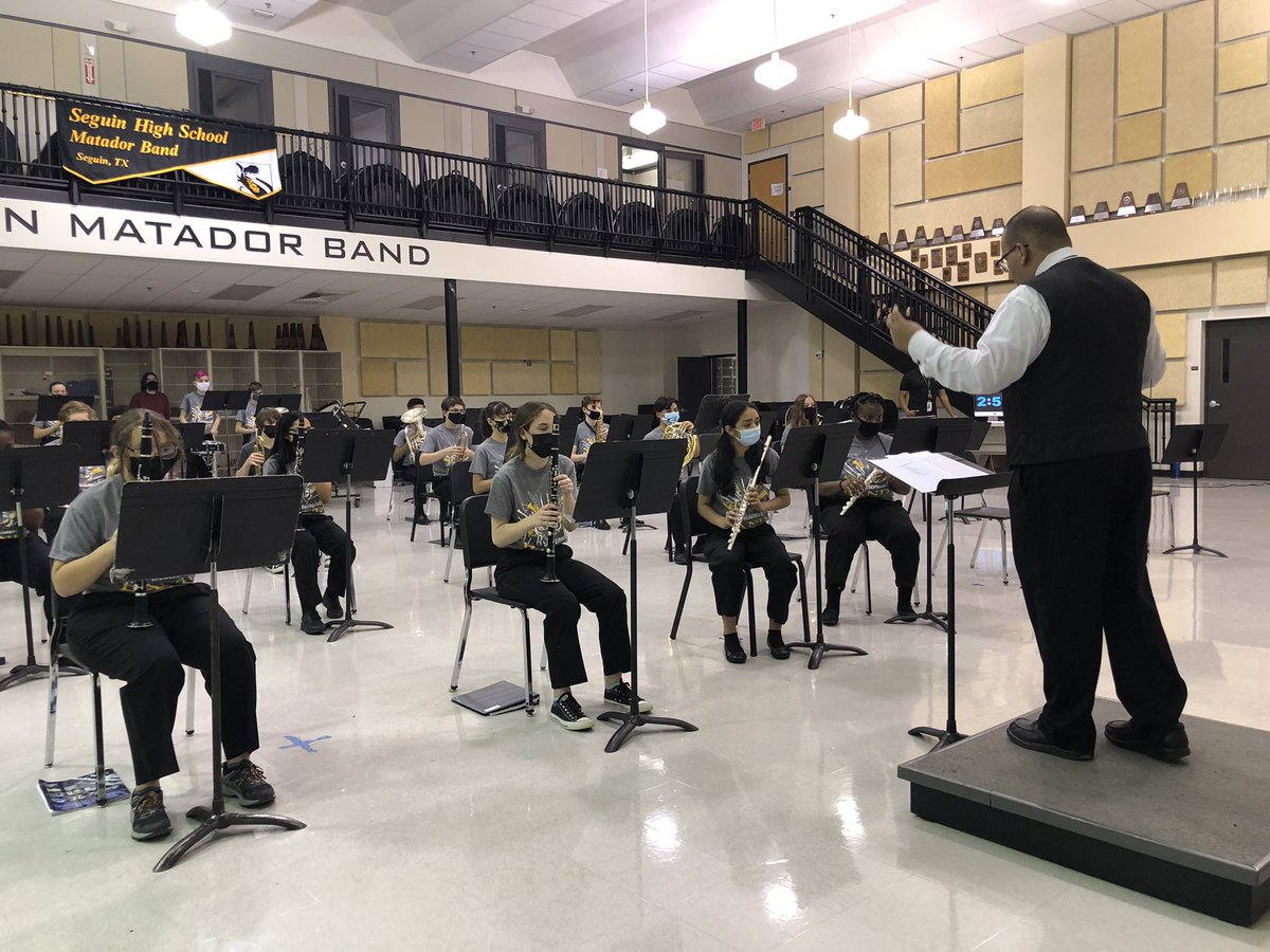 AJBtoroband's tweet photo. Honor Band in the Sight Reading room. Thank you Mrs. Kyle Freiesenhahn for your insight!
#PreUIL #ContestPrep #SeguinPAC https://t.co/6AxOtoxuEm