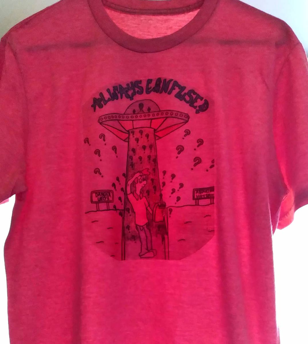 ArtConfusing's tweet image. Always Confused Clothing &amp;amp; Apparel 
❓🛸❓🛸❓🛸❓🛸❓🛸❓🛸❓
#confusingart #alwaysconfusedclothing #alwaysconfused #abduction #artist #embracetheconfusion #mybrand  #embracetheinvasion #myart #artist #handdrawn #nycartist #nycart #clothing #clothingbrand #streetwear #tshirts