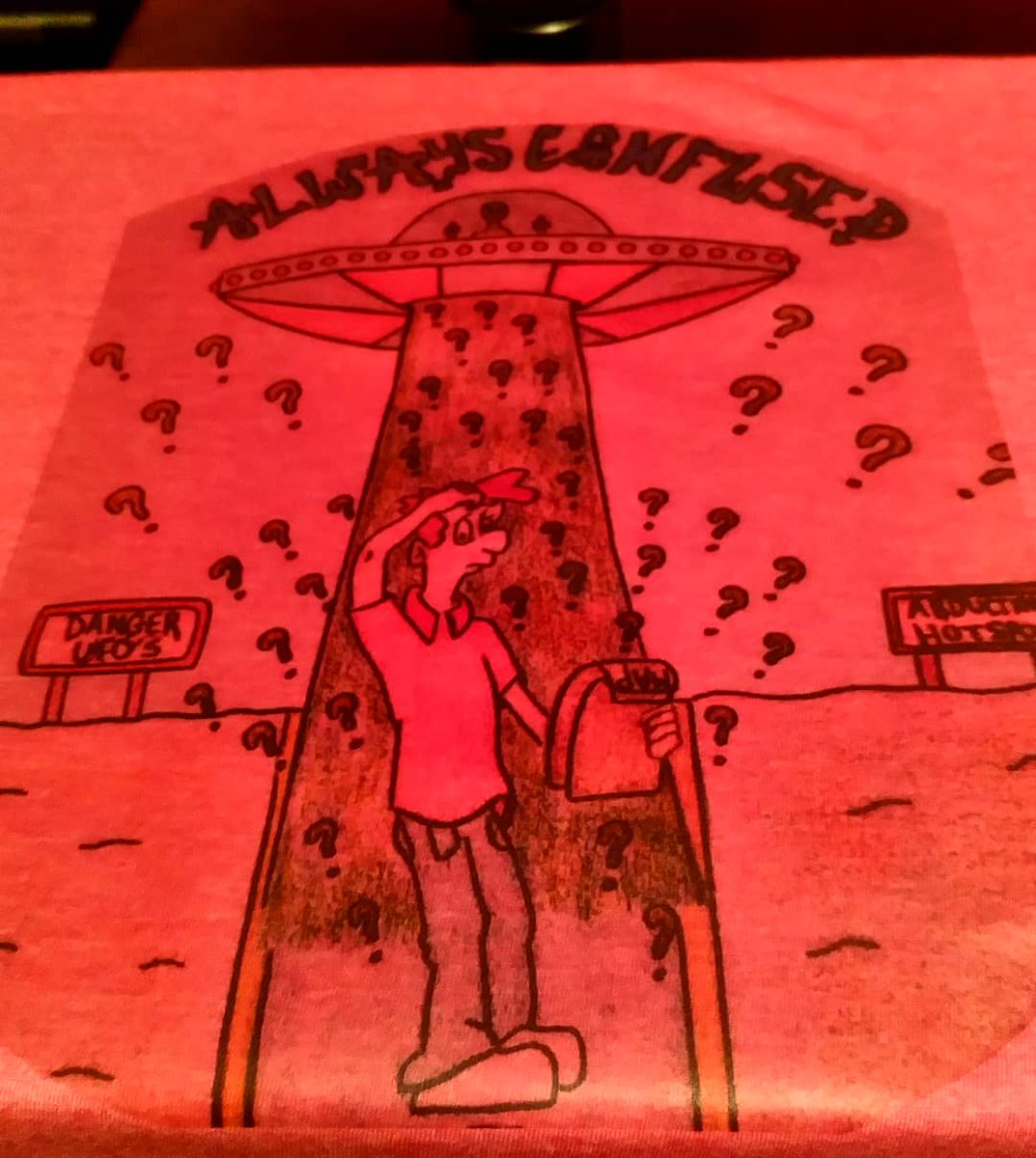 ArtConfusing's tweet image. Always Confused Clothing &amp;amp; Apparel 
❓🛸❓🛸❓🛸❓🛸❓🛸❓🛸❓
#confusingart #alwaysconfusedclothing #alwaysconfused #abduction #artist #embracetheconfusion #mybrand  #embracetheinvasion #myart #artist #handdrawn #nycartist #nycart #clothing #clothingbrand #streetwear #tshirts