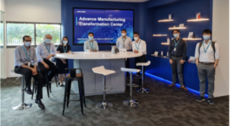 SGHImaging's tweet photo. SGHImaging explorations in Medical Additive manufacturing (Med3DP) with Singapore Academia, Local SMEs and MNCs - thank you for the invites and here's towards the best employment of tech for patient care 
@dukenus @sutdsg @osteopore @SiemensHealth @namicsg https://t.co/x8RAIKooZ0