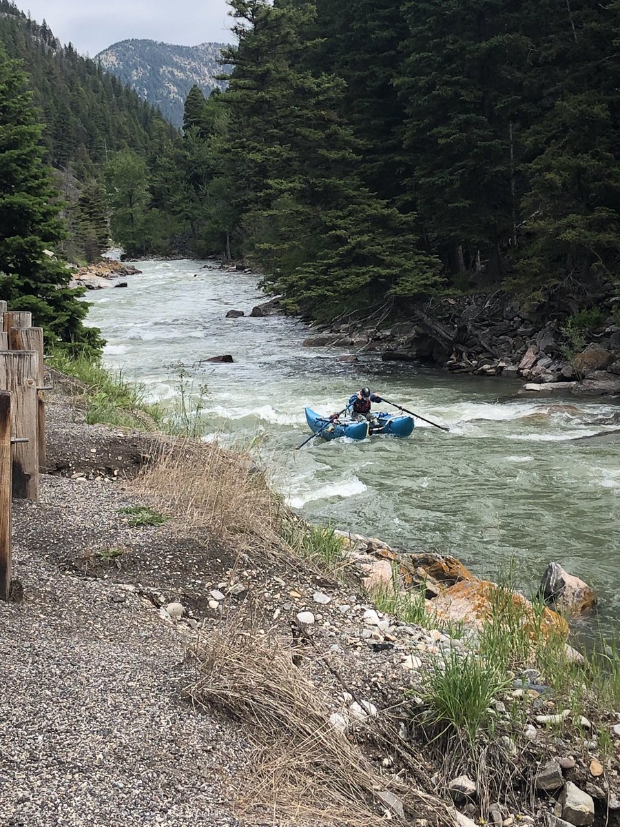 mrbloomquist's tweet photo. @RVcom @LiTRV_Travel is your go to for luxury travel in Montana. #letsgorving #litrv #luxurytravel #montana #yellowstoneclub https://t.co/0lVUnjVOV9