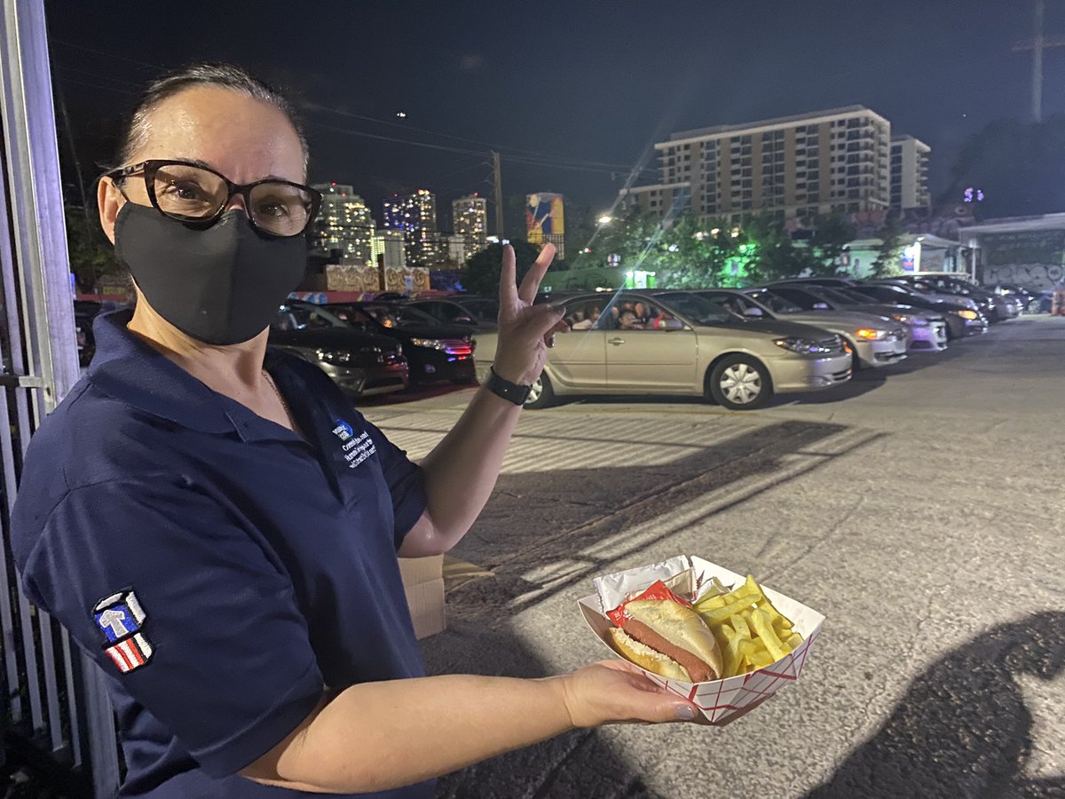 Tony_Chaidez's tweet photo. Celebrating Reading Across Miami-Dade By Head Start Drive-in Movie: Dr. Seuss’ The Lorax!

Families enjoyed dinner &amp; a movie from the safety of their car. They took home books, healthy snacks, sanitizer, a stress ball, wipes &amp; diapers.  Fun times overall! @305CAHSD @FlaHeadStart https://t.co/z4zD8jEmxh