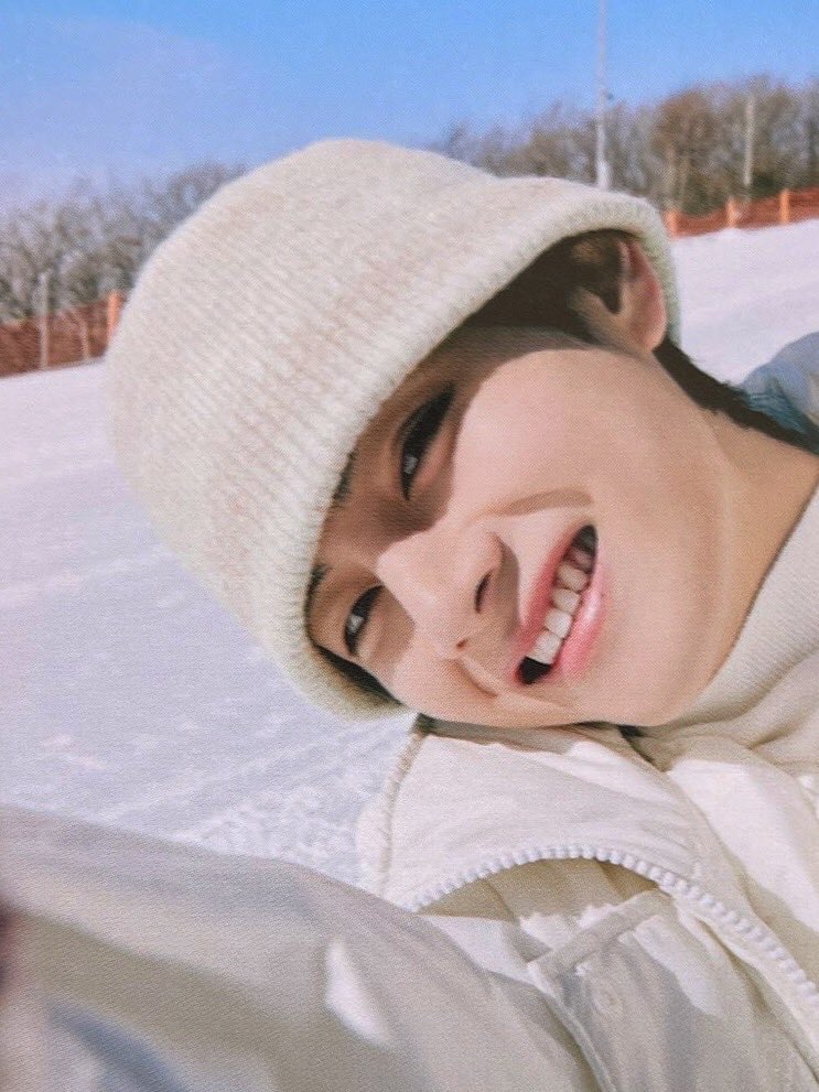 taehypic's tweet photo. smiletaehy https://t.co/xwo9AtDYGv