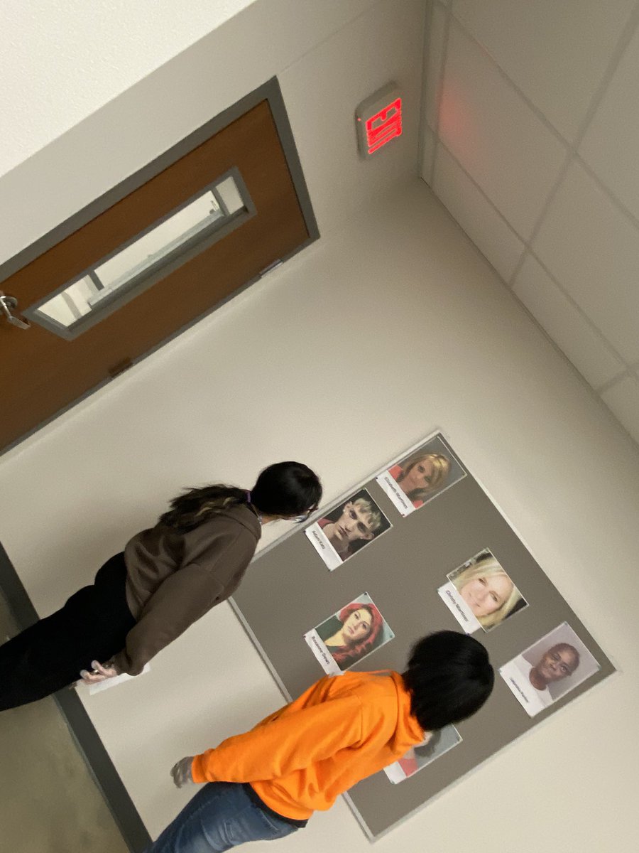 JDSimmsOfETX's tweet photo. Awesome lesson activity for Forensic Science classes, today. The content was delivered to the students beyond the spine of a textbook. DOL at its finest...”Doing” is learning! #FunFriday #CSI #Forens #TangiblyTeaching #MockCrimeScene @TwitterlessWilliamson https://t.co/UMdK4tZg4x