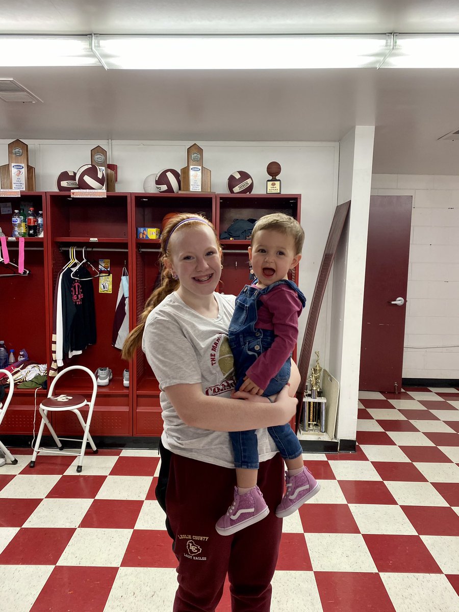 my future lady eagle &amp; a few of her besties ✨🏀🖤