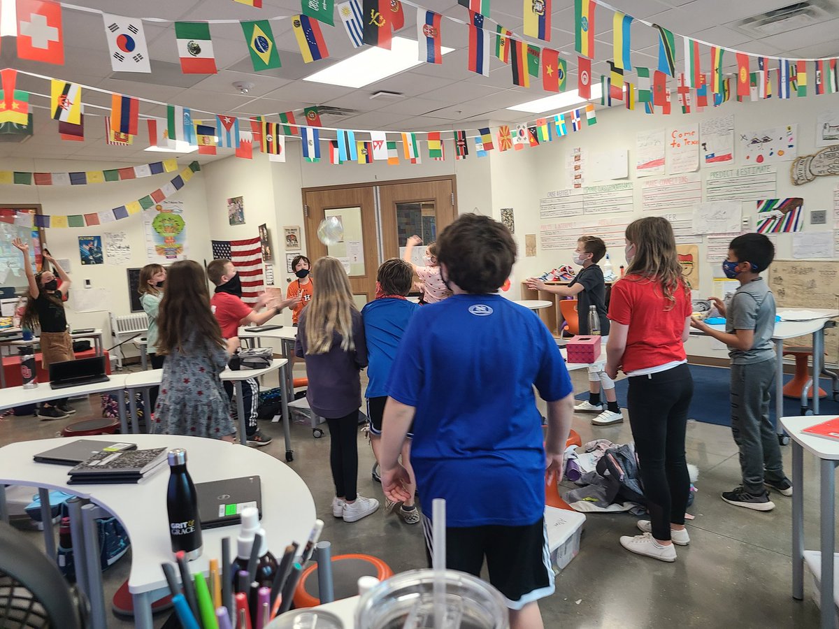 AmberSabochick's tweet photo. Thank you #leap4ward for rhe brilliant STAAR review idea. The kids had a blast playing Ballon bop! I played a song and when the music stopped a student who was holding the ball had to eliminate an answer choice. #iamdsisd https://t.co/4gKDrTj4PB