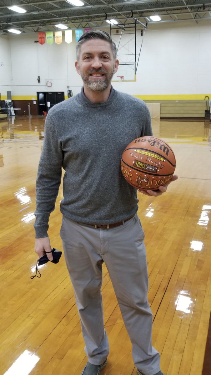 Congratulations to our Head Basketball Coach Travis Murphy on earning his 100th career win tonight ‼️🏀 #BearsBBall